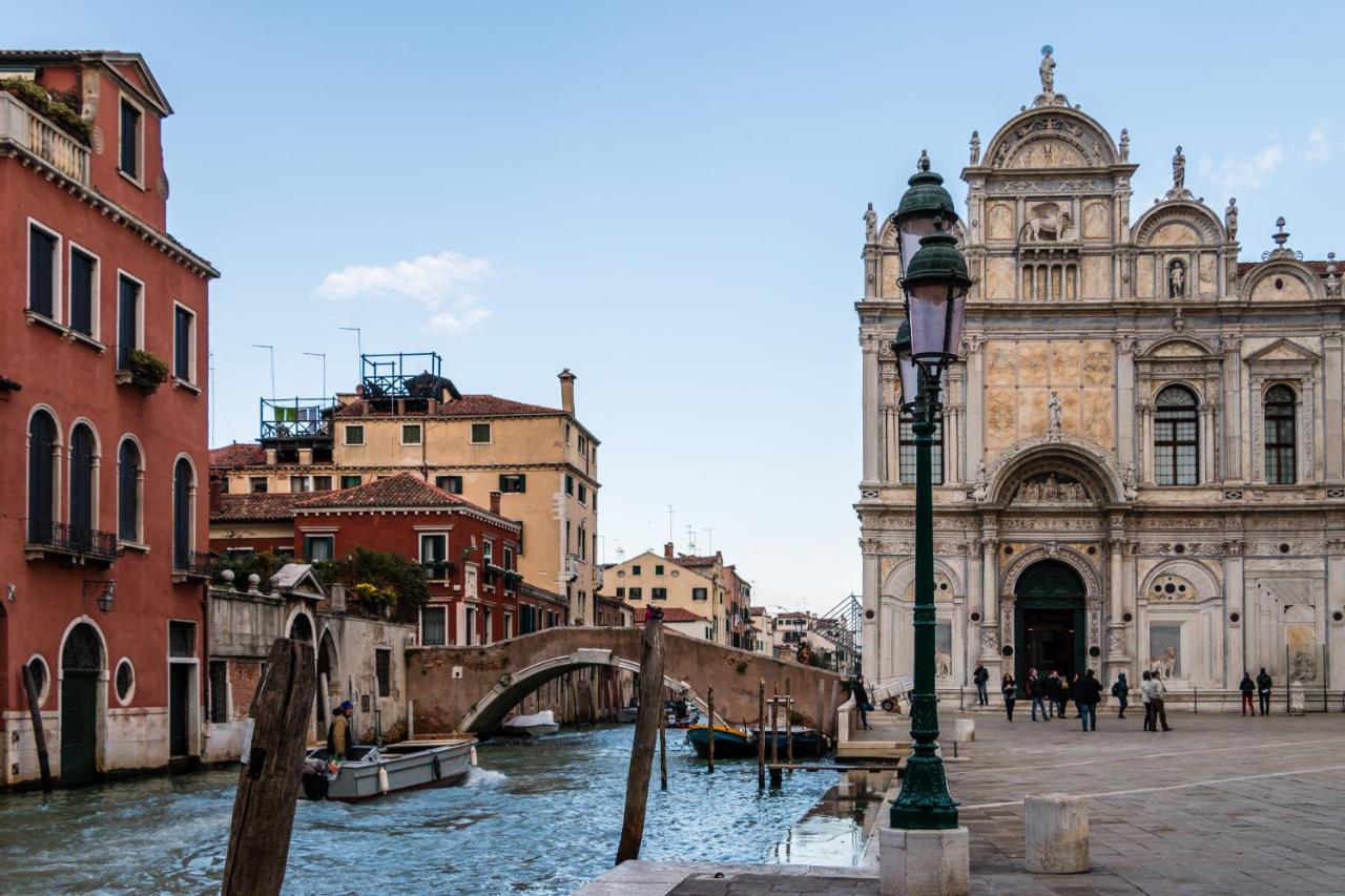 Doge'S Pantheon & St.Mark School In Hidden Venice Exterior photo